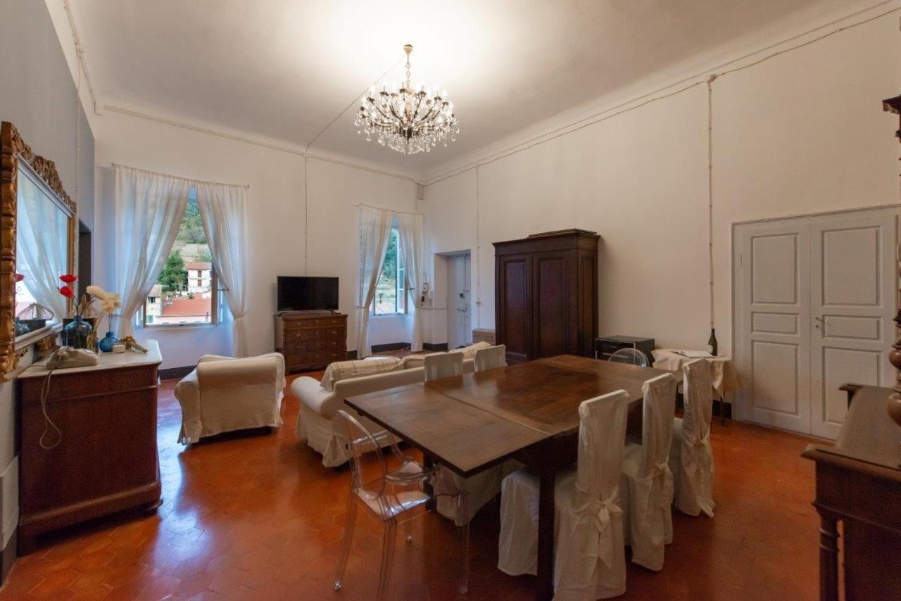 Bb Palazzo Doria Bed and Breakfast Dolcedo Eksteriør billede